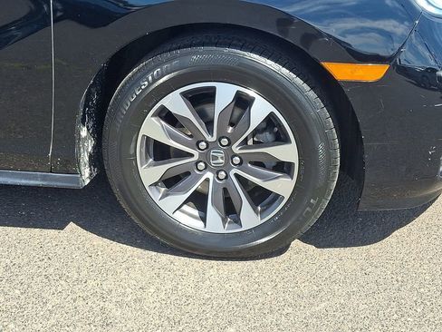 Used 2023 Honda Odyssey EX-L image 8