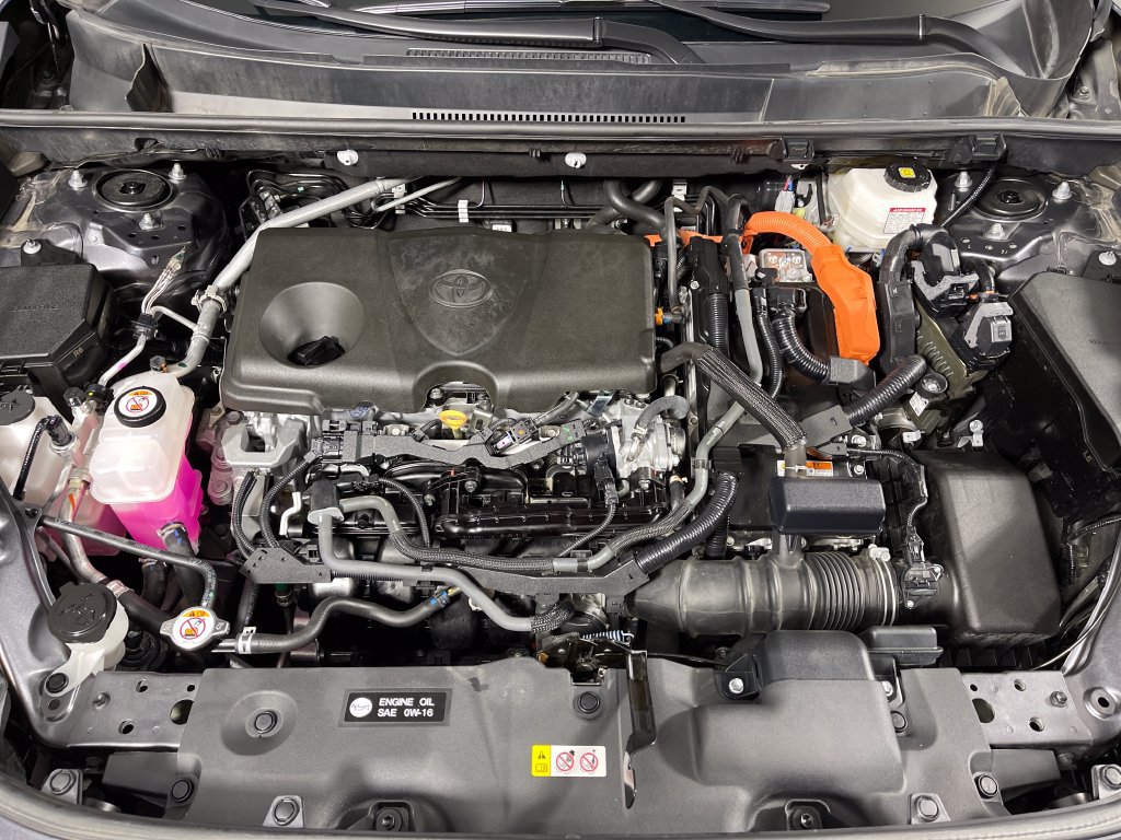 Certified 2025 Toyota RAV4 LE AWD/4WD image 9