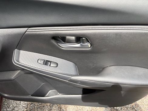 Used 2024 Nissan Sentra SV FWD image 29