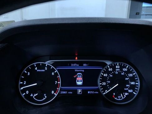 Used 2025 Nissan Sentra SV image 30