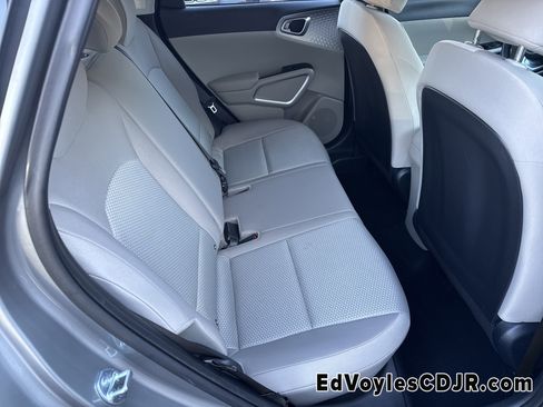 Used 2023 Kia Soul LX w/ Option Group 015 image 18