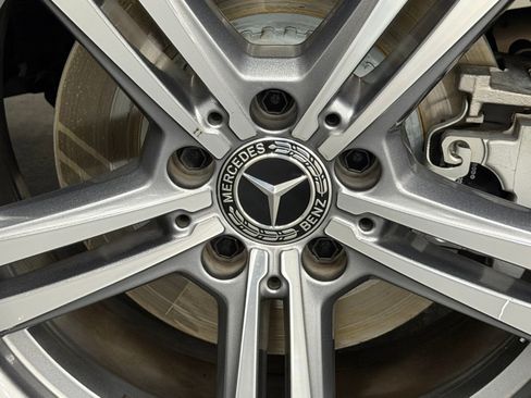 Certified 2022 Mercedes-Benz GLC 300 image 18