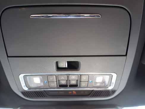 Used 2022 Ford F150 Platinum w/ Equipment Group 701A High AWD/4WD image 29