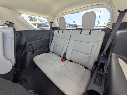 New 2026 Ford Explorer Active w/ Active Comfort Package RWD image 15