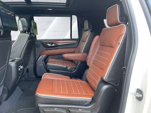 Certified 2024 GMC Yukon XL Denali Ultimate AWD/4WD image 14