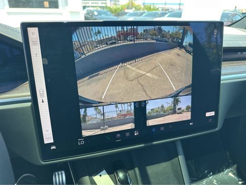 Used 2022 Tesla Model X AWD/4WD image 6