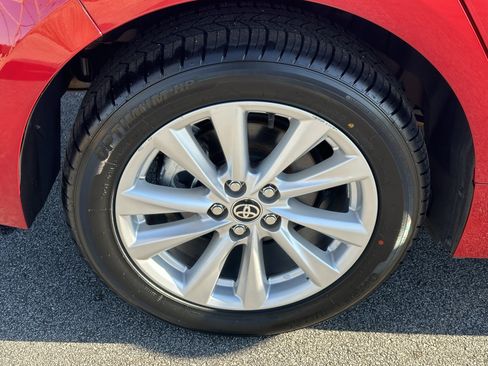 Used 2023 Toyota Corolla SE image 19