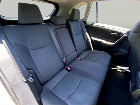 Used 2024 Toyota RAV4 XLE FWD image 19