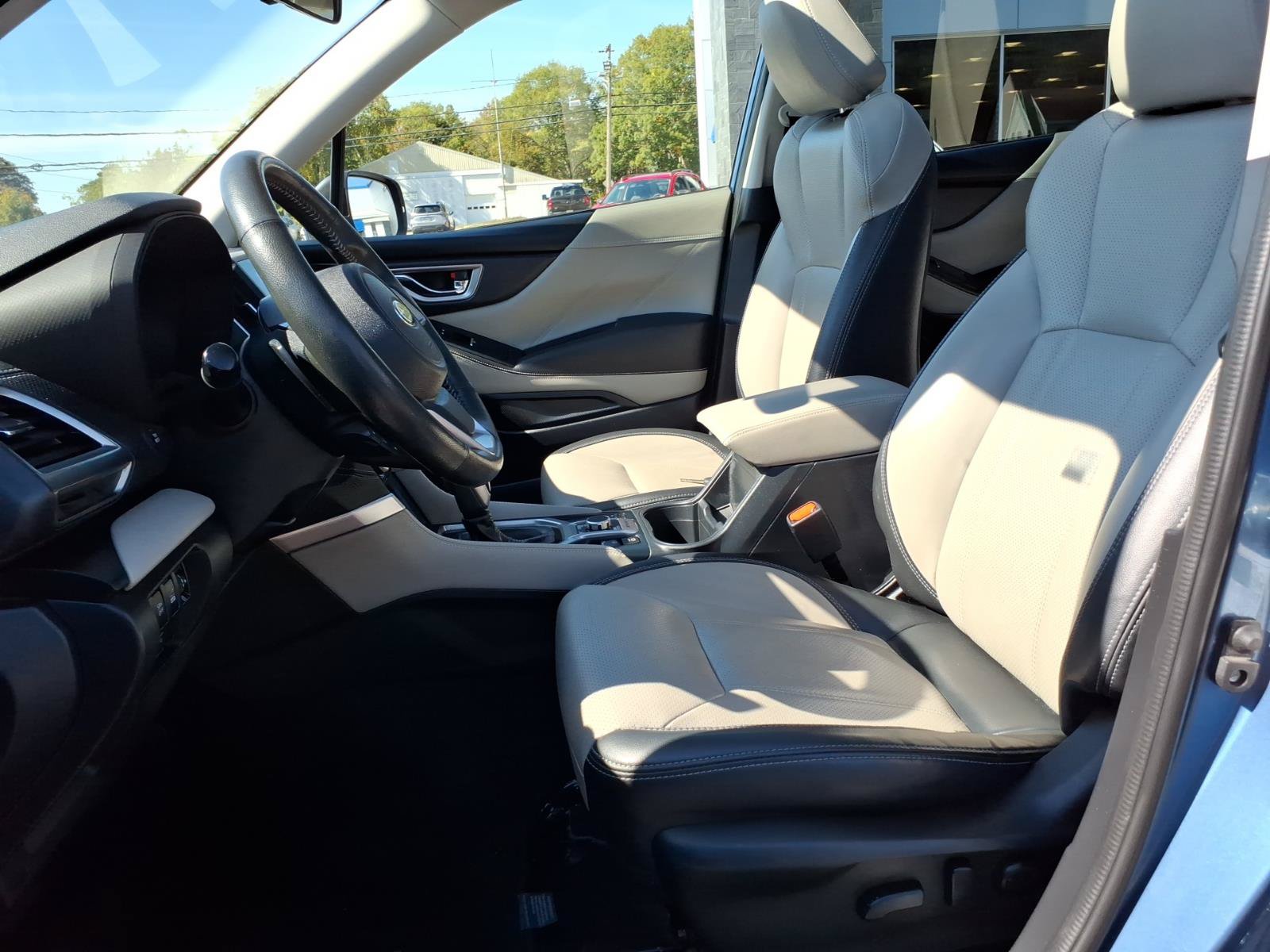 Used 2022 Subaru Forester Limited AWD/4WD image 7