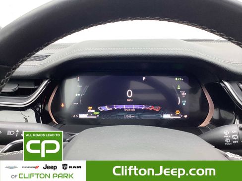 Used 2023 Jeep Grand Cherokee 30th Anniversary image 18