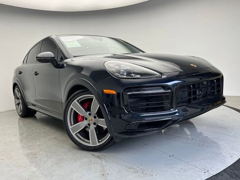 Certified 2023 Porsche Cayenne GTS AWD/4WD image 24