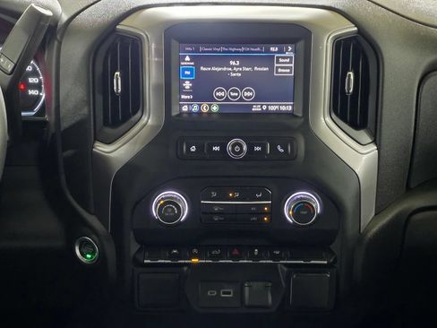 Used 2022 Chevrolet Silverado 1500 Custom w/ LPO, Dark Essentials Package RWD image 27