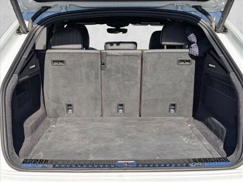 Used 2021 Audi Q8 Premium w/ Convenience Package image 6