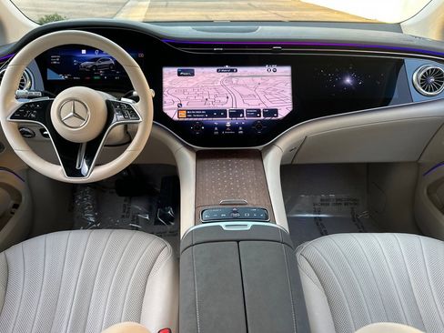 Certified 2023 Mercedes-Benz EQS 580 4MATIC SUV image 5