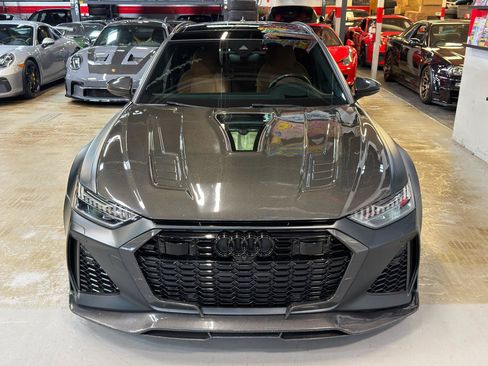 Used 2021 Audi RS 6 AWD/4WD image 3