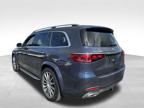 Used 2024 Mercedes-Benz GLS 580 4MATIC image 4