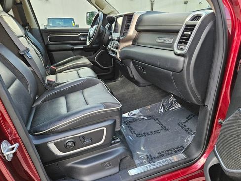 Used 2020 RAM 1500 Laramie AWD/4WD image 11