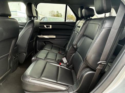 Used 2023 Ford Explorer XLT w/ Equipment Group 202A image 22