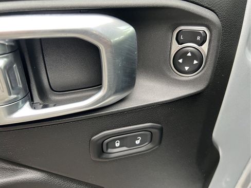 Used 2024 Jeep Wrangler Sport S w/ Convenience Group image 13