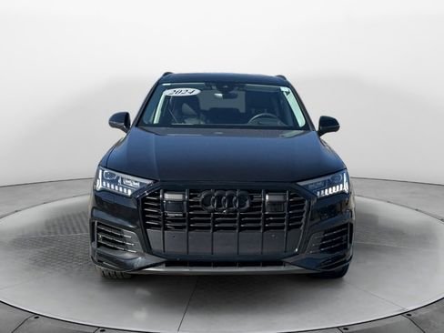Certified 2024 Audi Q7 3.0T Prestige image 2