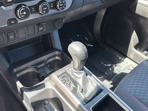 Used 2023 Toyota Tacoma SR5 w/ SR5 Appearance Package RWD image 24