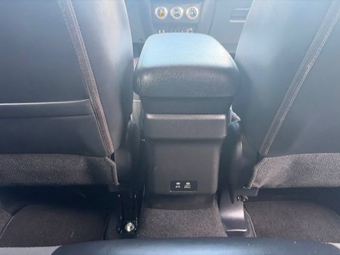 Used 2025 Mitsubishi Outlander Sport ES AWD/4WD image 34
