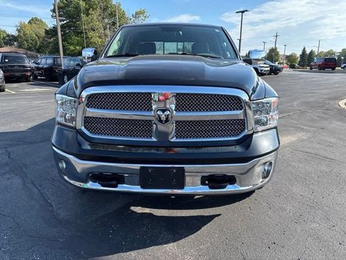 Used 2018 RAM 1500 SLT AWD/4WD image 2