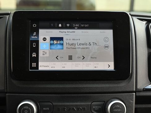 Used 2025 RAM ProMaster 2500 w/ Storage Group image 26