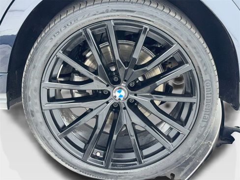 Used 2023 BMW X6 xDrive40i w/ Executive Package image 58