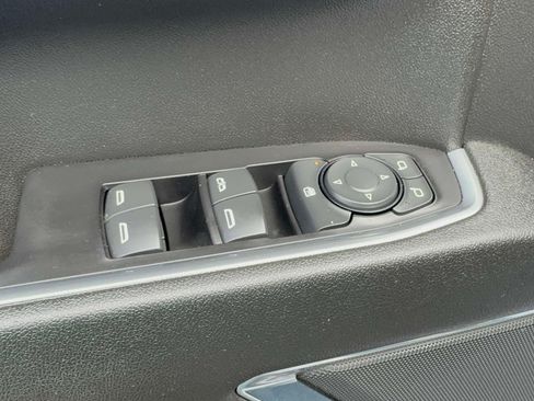 Used 2023 Chevrolet Silverado 1500 LT AWD/4WD image 21