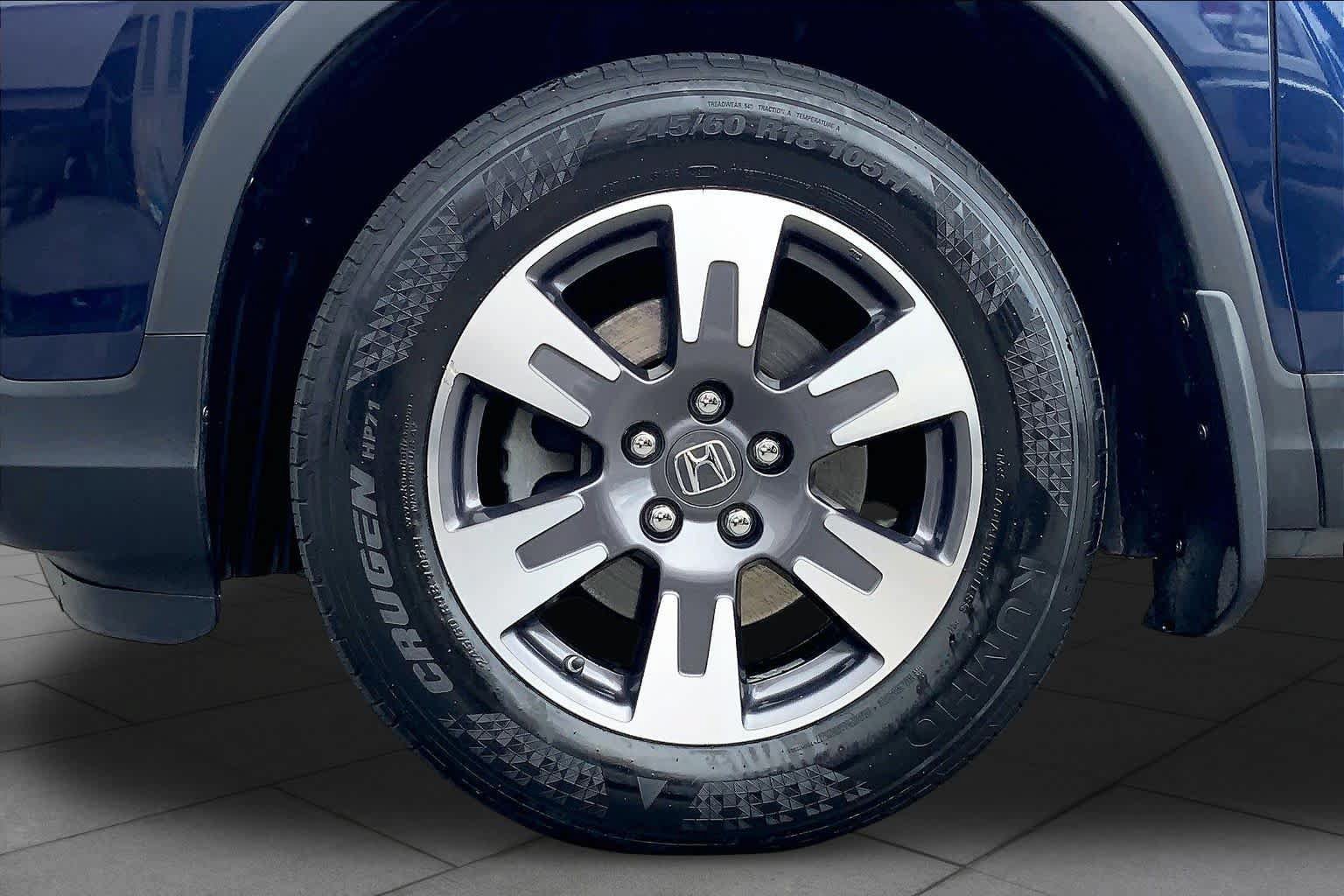 Used 2019 Honda Ridgeline RTL-T image 11