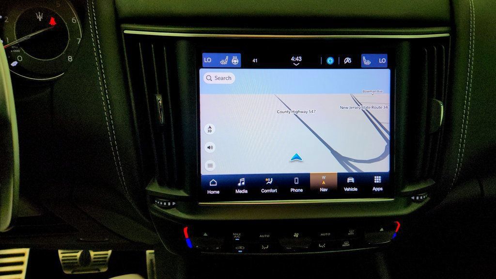 Used 2023 Maserati Levante Modena AWD/4WD image 18