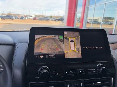 Certified 2024 Nissan Armada SL w/ Captain's Chairs Package image 16