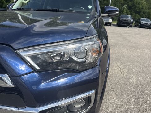 Used 2018 Toyota 4Runner Limited AWD/4WD image 12