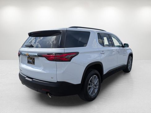 Used 2022 Chevrolet Traverse LT w/ LPO, Floor Liner Package image 5
