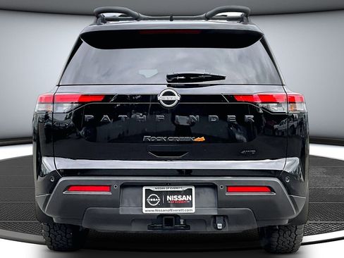 Used 2024 Nissan Pathfinder Rock Creek AWD/4WD image 5