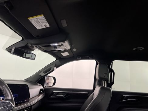 Used 2025 Chevrolet Tahoe Z71 image 23