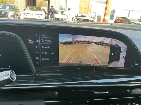 Used 2023 Cadillac Escalade ESV Sport image 19