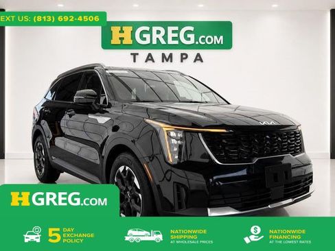 Used 2024 Kia Sorento S w/ Panoramic Sunroof Package FWD image 1