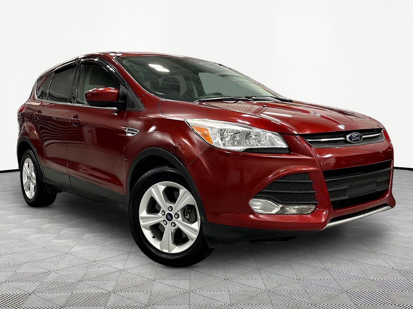 Used 2015 Ford Escape SE AWD/4WD image 3