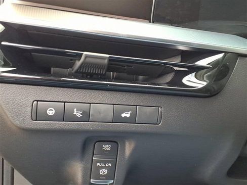 New 2026 Nissan Murano Platinum image 18