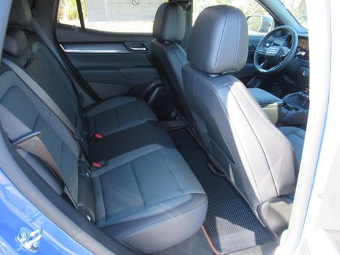 Used 2026 GMC Terrain AT4 w/ Convenience Package III AWD/4WD image 26