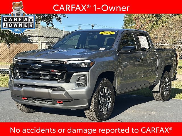 Used 2024 Chevrolet Colorado Z71 w/ Z71 Convenience Package 2 AWD/4WD image 3