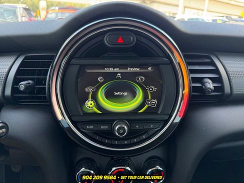 Used 2017 MINI Cooper 2-Door Hardtop FWD image 18