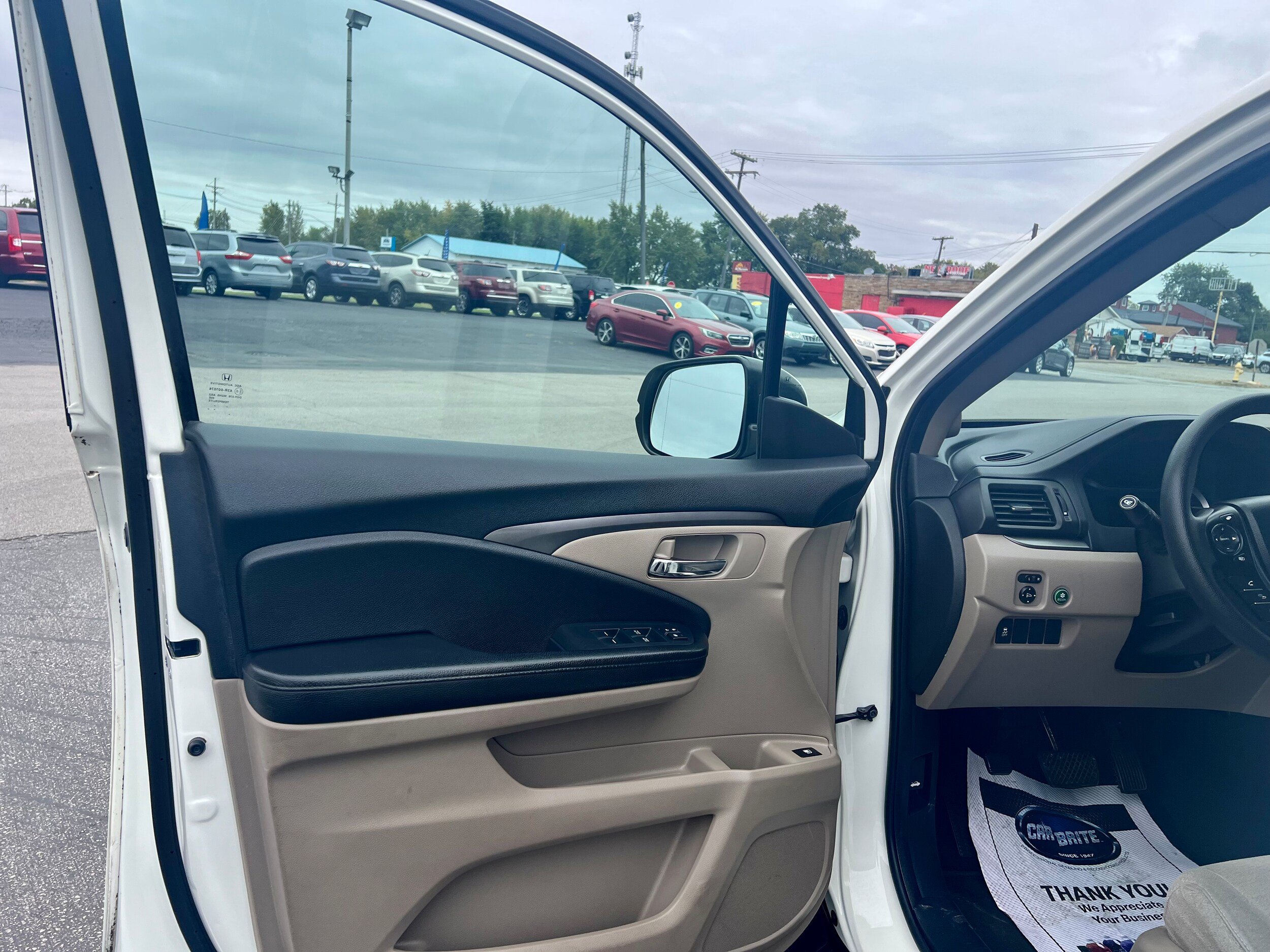 Used 2016 Honda Pilot EX image 10