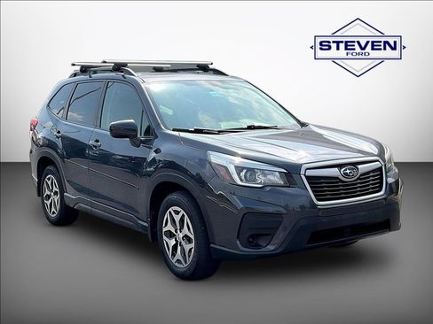 Used 2019 Subaru Forester Premium w/ All-Weather Package AWD/4WD image 1