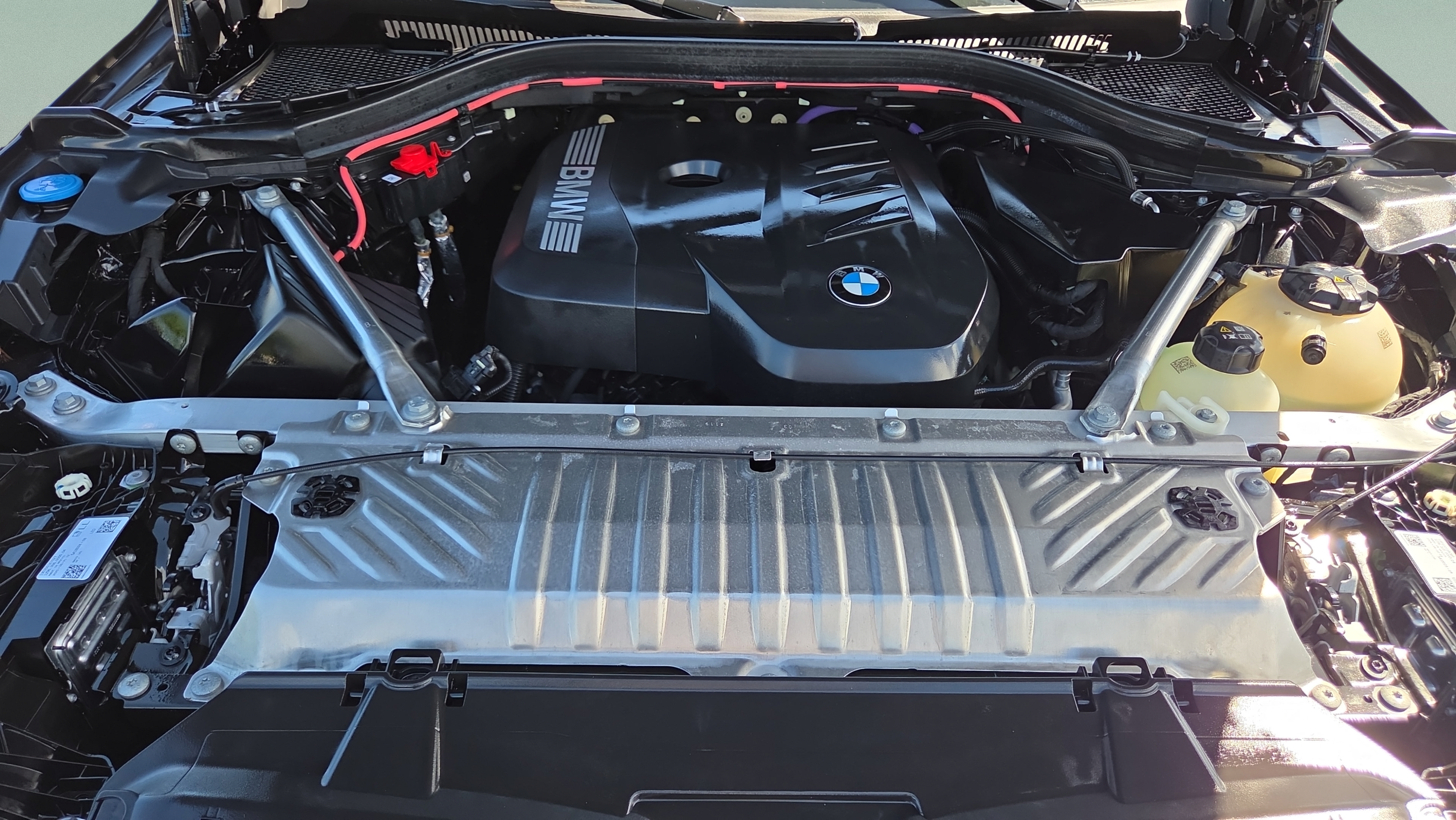 Certified 2025 BMW X3 xDrive30i w/ Premium Package AWD/4WD image 19