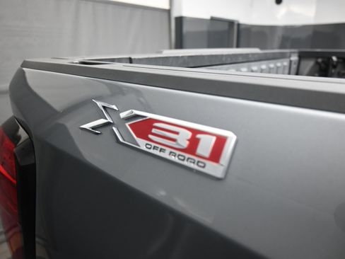Used 2020 GMC Sierra 1500 SLT w/ SLT Premium Plus Package AWD/4WD image 19