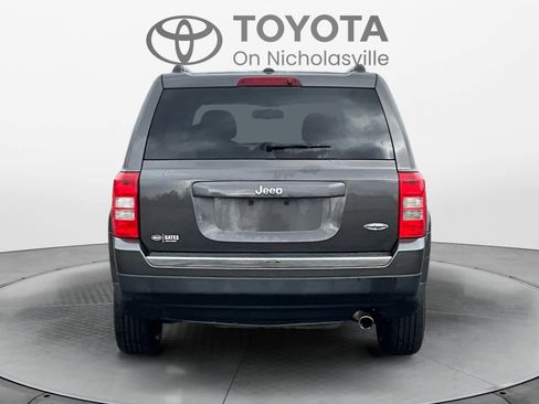 Used 2016 Jeep Patriot High Altitude image 4