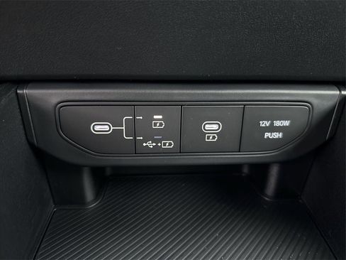 New 2025 Kia K4 LXS image 29